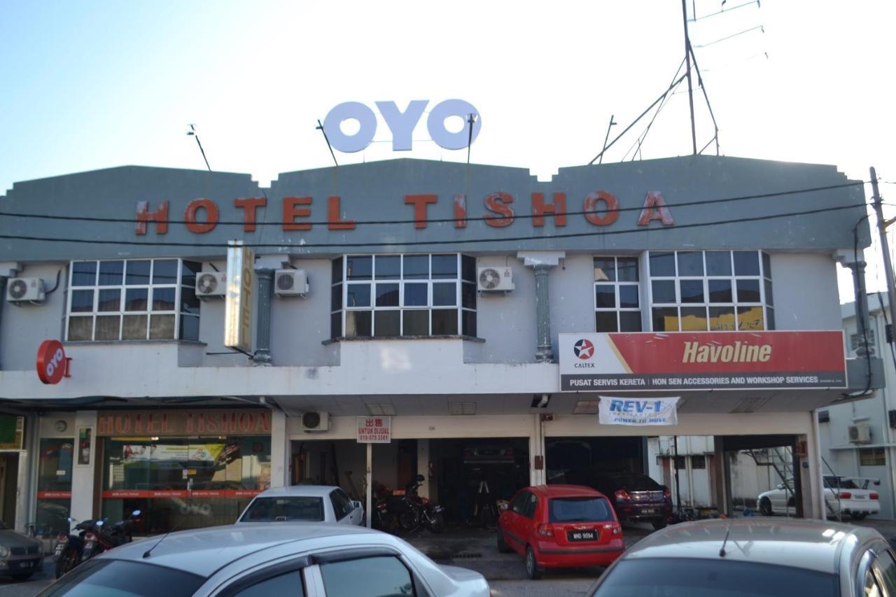 Oyo 89737 ホテル ティショア Kampong Batu Tiga エクステリア 写真